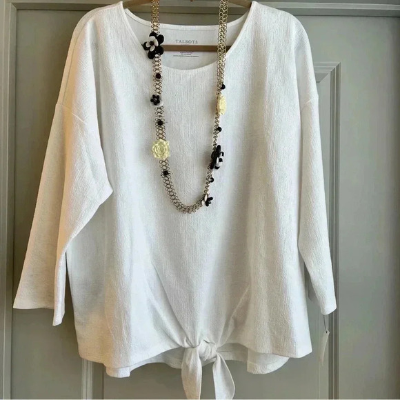 Stunning flower necklace - Picture 6 of 8